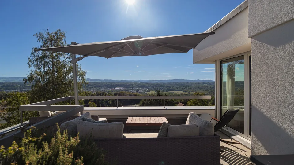 4.5-Zimmer-Haus mit grandioser Aussicht in Widen – Foto 8 von 10