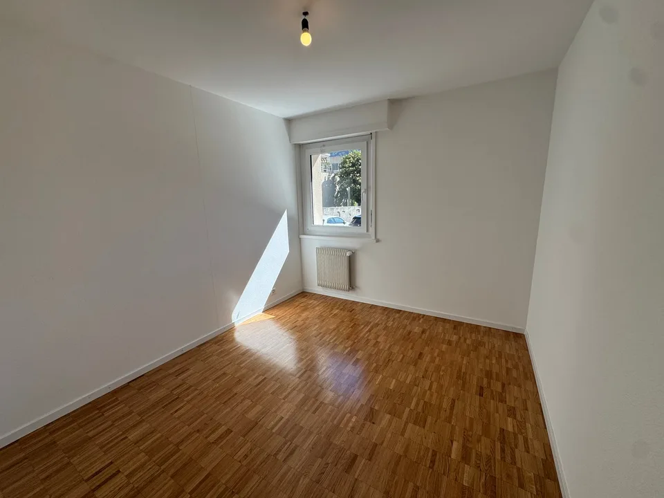 Wohnung mit 3 Zimmern renoviert – Foto 5 von 9