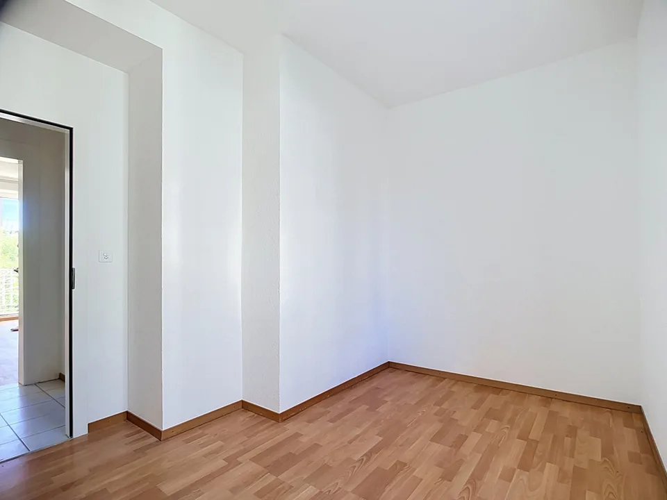 Zweieinhalb-Zimmer-Wohnung mit Balkon – Foto 8 von 10