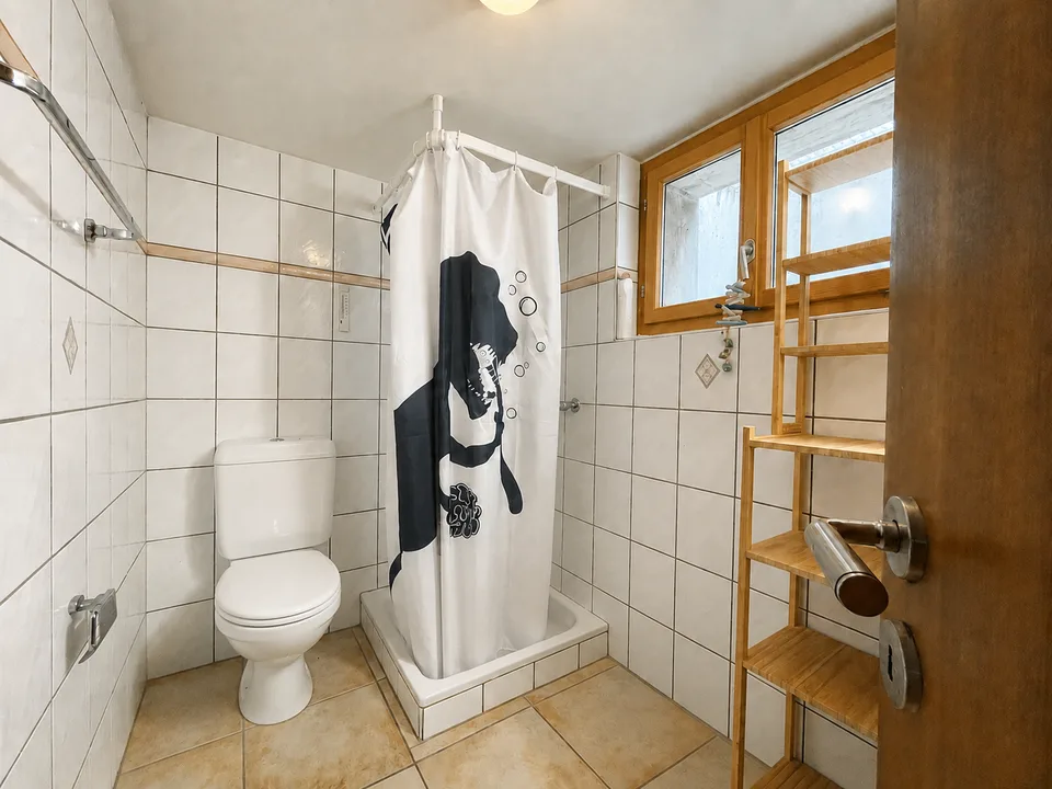Charmantes 7.5-Zimmer-Chalet an idyllischer Dorflage in Luthern – Foto 10 von 13