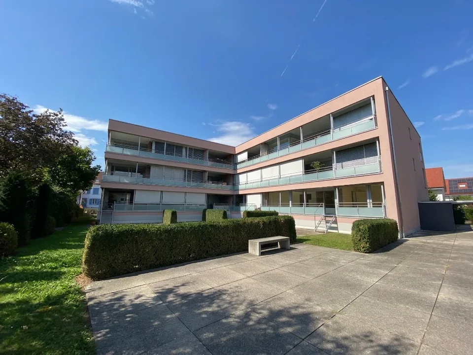 Grosszügige, lichtdurchflutete 4.5-Zimmerwohnung an zentraler Lage – Foto 14 von 15