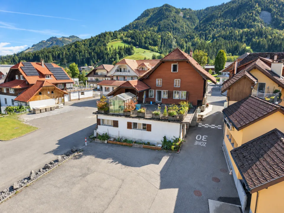 Riesige 3'027 m³ Wohn-und Gewerbeliegenschaft für Familien, Generationen, Selbstständige, Investoren – Foto 7 von 14