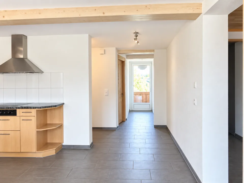 4.5-Zimmerwohnung auf dem Land mit grossem Balkon zu Vermieten – Foto 4 von 15