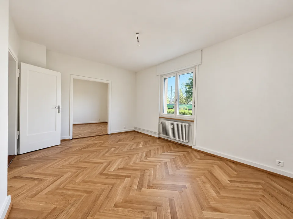 Erstbezug - Stilvoll renovierte 3-Zimmerwohnung mit eigenem Garten – Foto 3 von 18