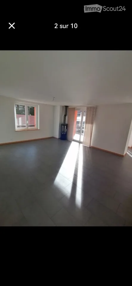 Zu vermieten, 4.5-Zimmer-Wohnung + Balkon + Garage + ... – Foto 4 von 5