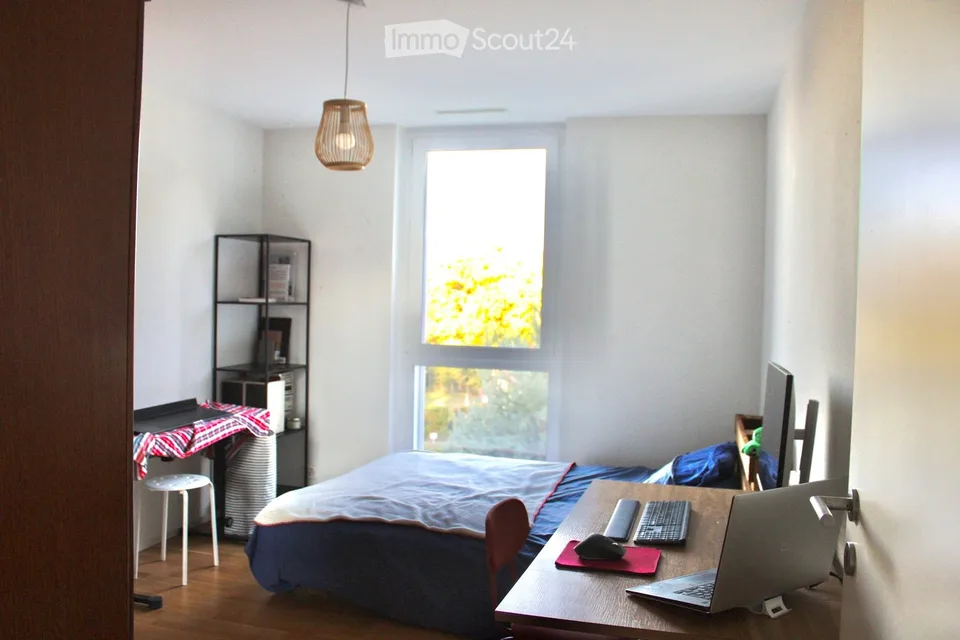 Lage 100m2 - Lausanne - 4,5 Zimmer – Foto 4 von 13