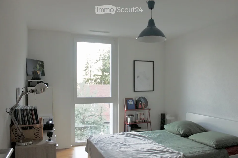 Lage 100m2 - Lausanne - 4,5 Zimmer – Foto 3 von 13