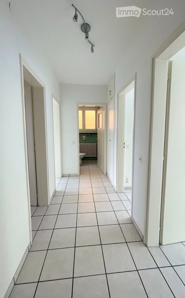 Miete von Wohnung im Zentrum ab 1.1.2027 – Foto 2 von 5