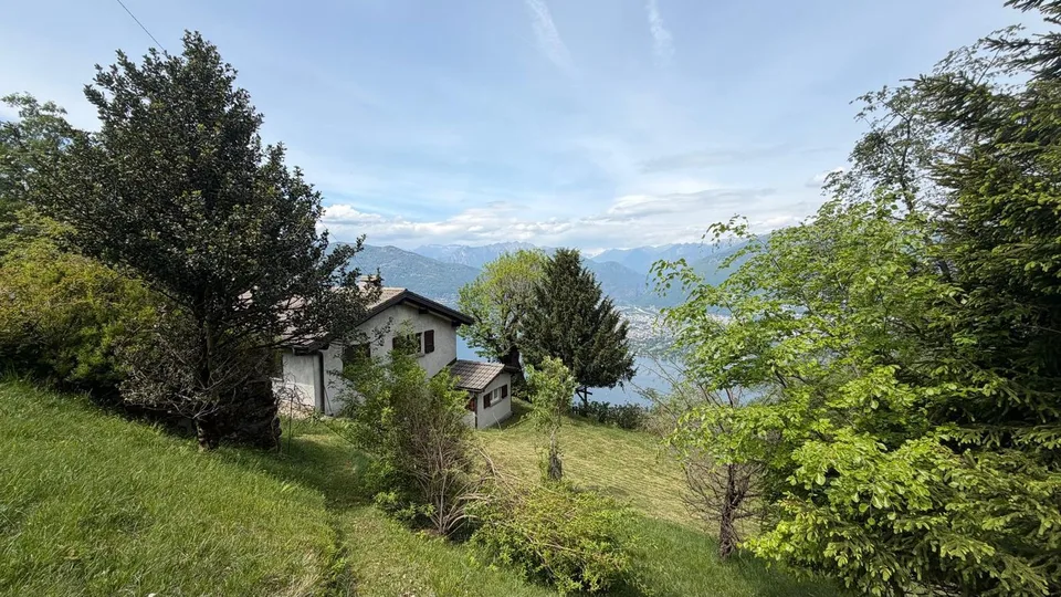 Rustico affascinante a Gerra (Gambarogno) – Un rifugio autentico tra i monti del Ticino – foto 2 di 5