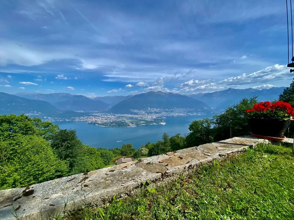 Rustico affascinante a Gerra (Gambarogno) – Un rifugio autentico tra i monti del Ticino – foto 4 di 5