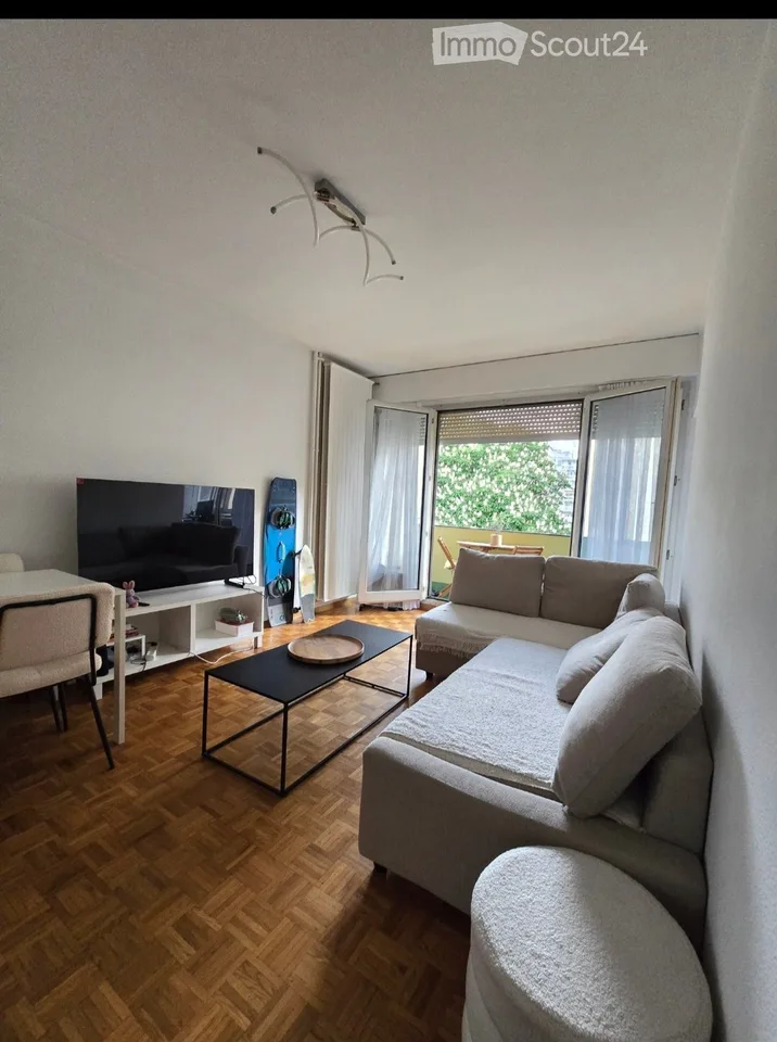 Lage Wohnung nahe dem See, 5 Minuten zu Fuß – Foto 4 von 5