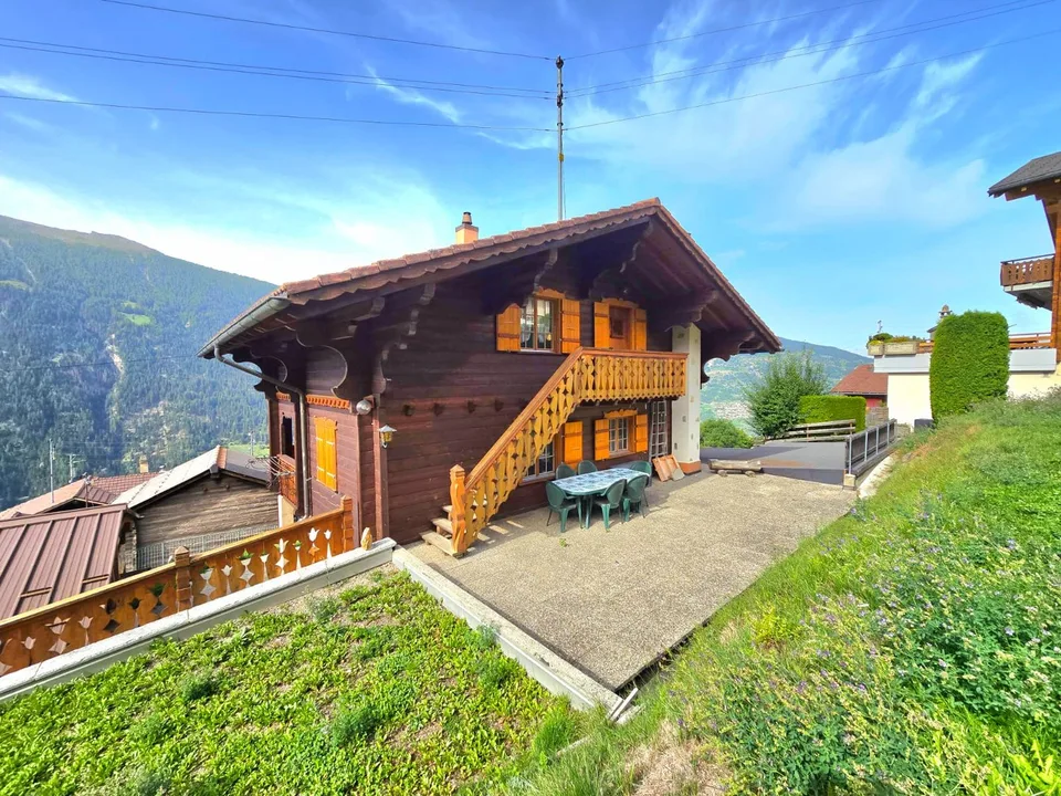 Magnifico chalet familiare con 2 appartamenti. Annessi, esterno, sole e vista, Val d'Hérens – foto 2 di 30