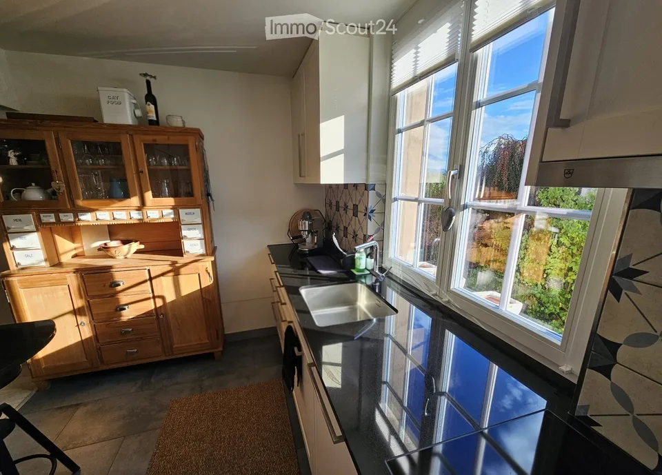 3 1/2-Wohnung mit 3 Balkone an exklusiver Lage in der Altstadt – Foto 16 von 29