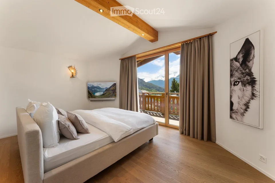 Chalet in Lantsch/Lenz mit Zweitwohnsitz-Status – Foto 3 von 9