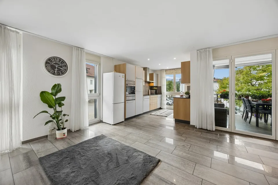 La tua nuova casa nel verde: 158 m² di piacere di vivere su un piano - elegante e moderno – foto 4 di 13