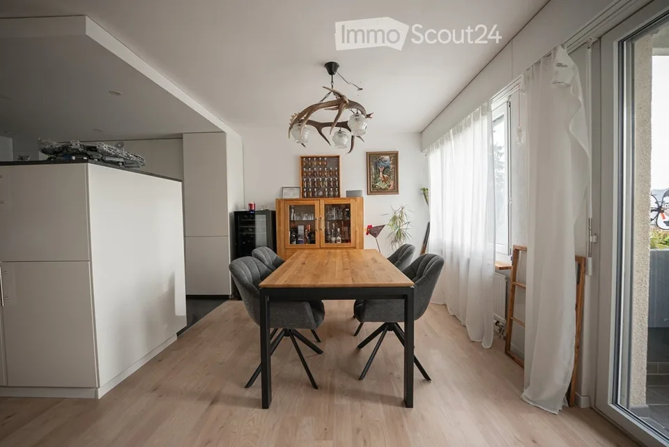 Mountain View - 4.5-Room Apartment with Balcony in Eggersriet – photo 5 of 11