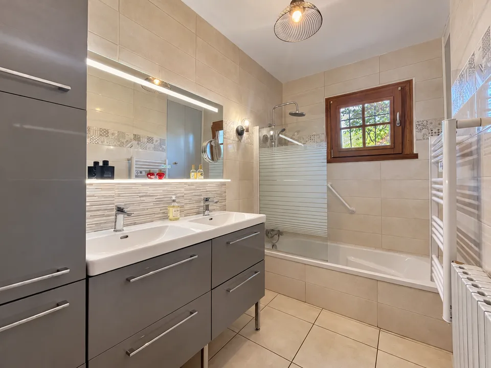 Maison individuelle - 4 chambres - jardin piscinable – photo 13 sur 13