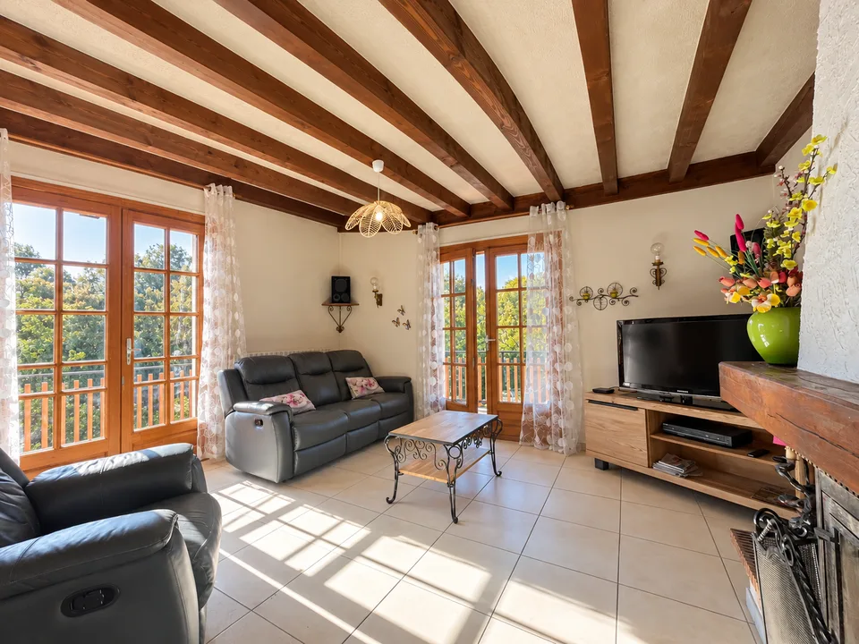 Maison individuelle - 4 chambres - jardin piscinable – photo 3 sur 13