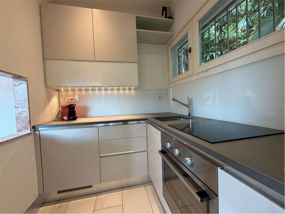 Curato appartamento trilocale con terrazza e splendida vista lago, vic – foto 7 di 13