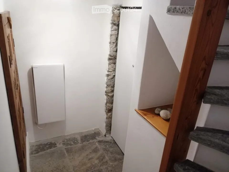 2 APPARTEMENTS INDÉPENDANTS | JARDIN PRIVÉ | POTENTIEL CHAMBRE D'HÔTES | VAL LAVIZZARA – photo 6 sur 20