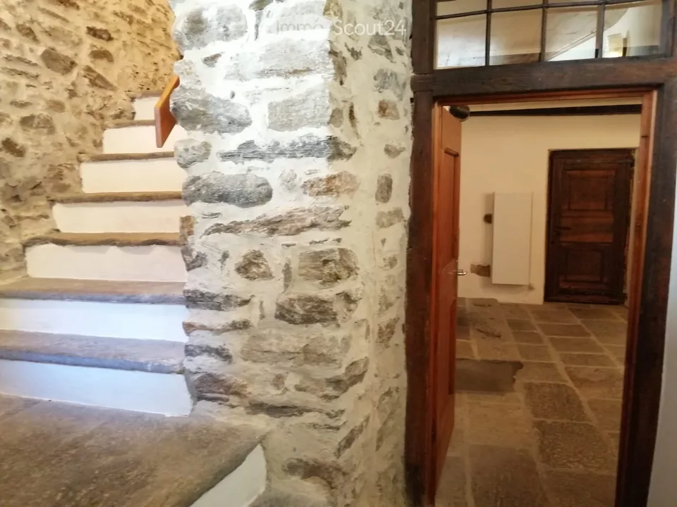 2 APPARTEMENTS INDÉPENDANTS | JARDIN PRIVÉ | POTENTIEL CHAMBRE D'HÔTES | VAL LAVIZZARA – photo 3 sur 20