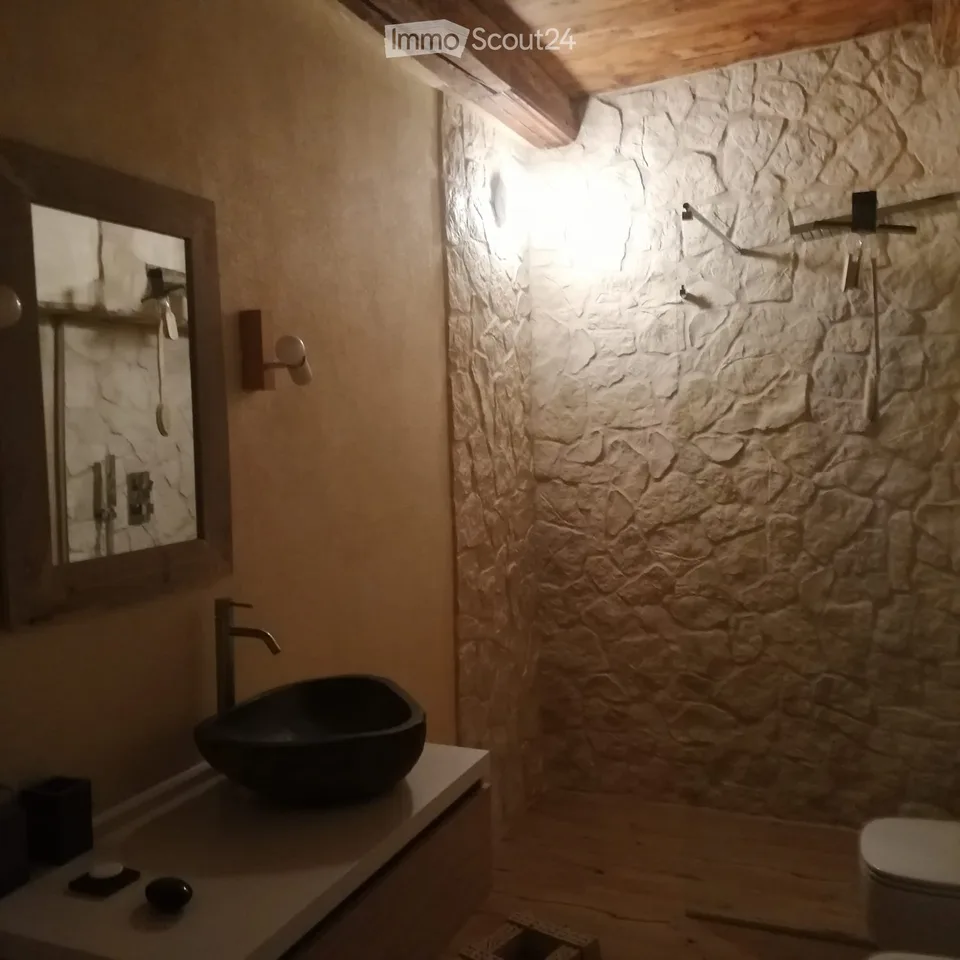 2 APPARTEMENTS INDÉPENDANTS | JARDIN PRIVÉ | POTENTIEL CHAMBRE D'HÔTES | VAL LAVIZZARA – photo 14 sur 20