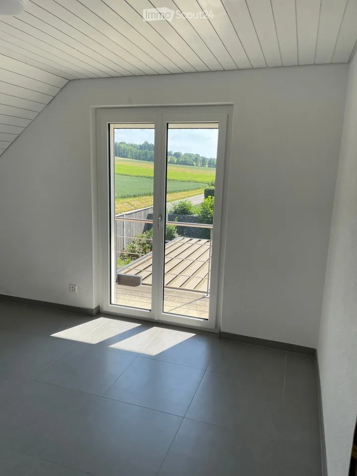 Incantevole casa unifamiliare 6.5 locali con garage ad Arch – foto 14 di 24