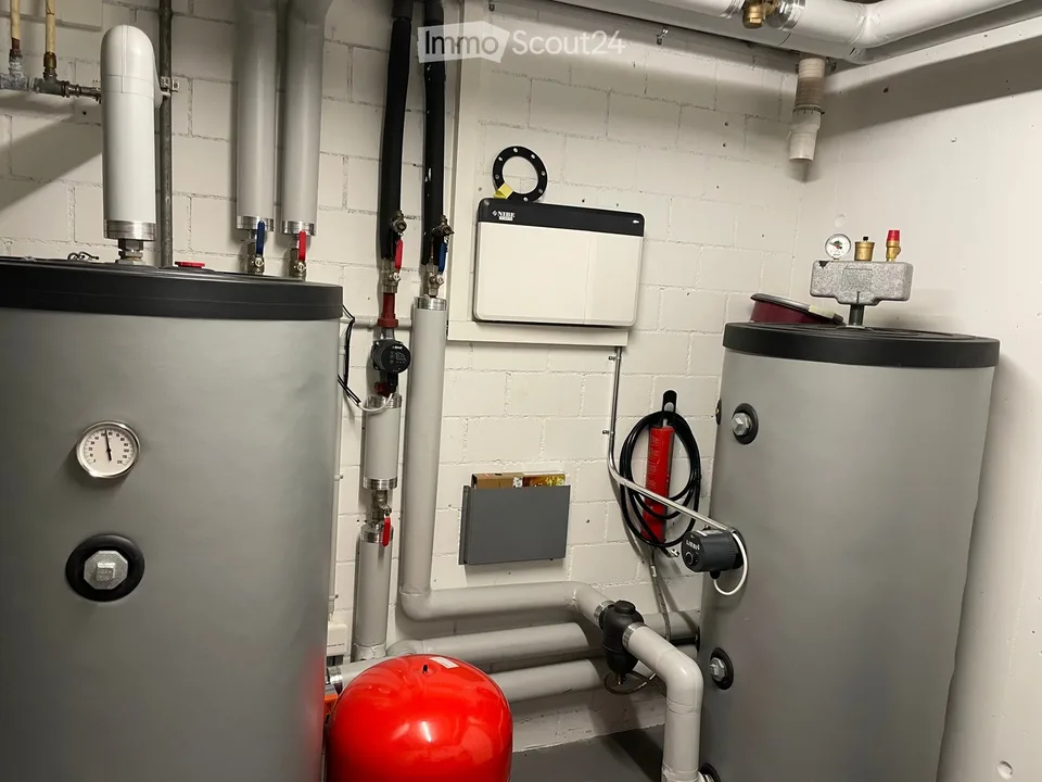 Incantevole casa unifamiliare 6.5 locali con garage ad Arch – foto 19 di 24
