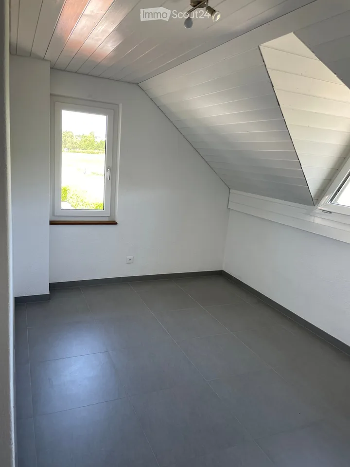 Incantevole casa unifamiliare 6.5 locali con garage ad Arch – foto 12 di 24