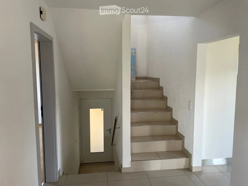 Incantevole casa unifamiliare 6.5 locali con garage ad Arch – foto 5 di 24