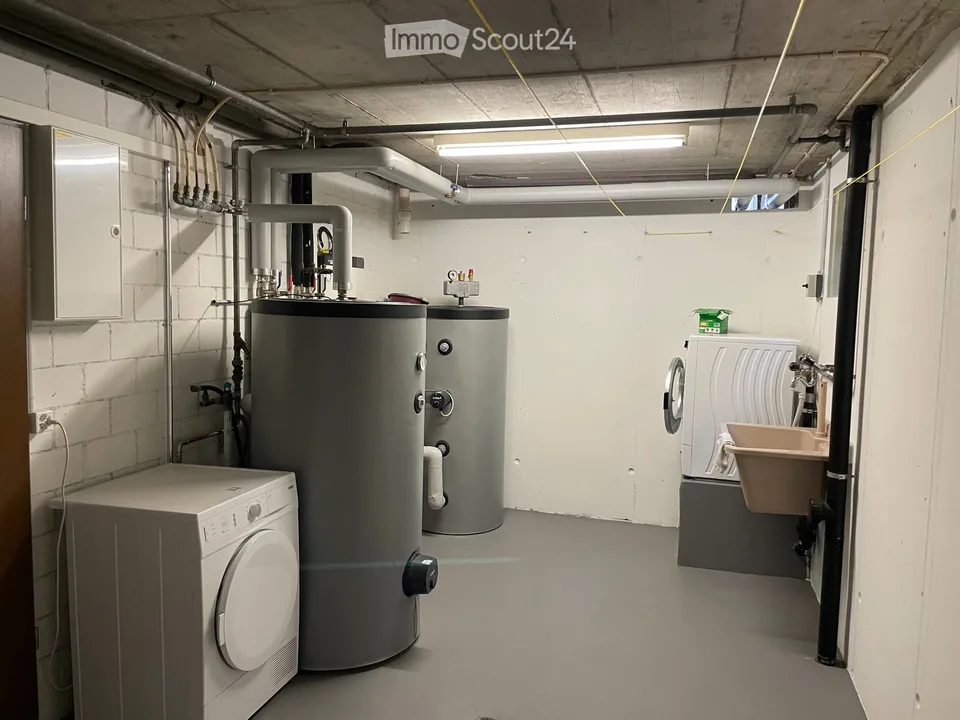 Incantevole casa unifamiliare 6.5 locali con garage ad Arch – foto 18 di 24