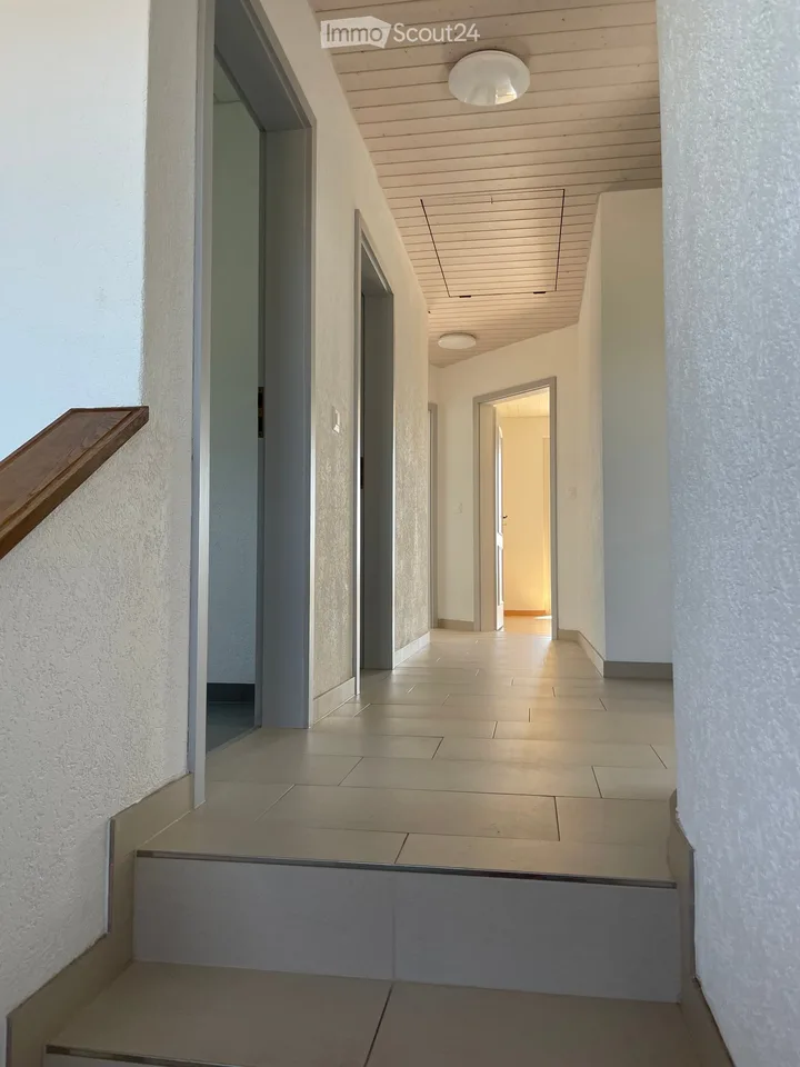 Incantevole casa unifamiliare 6.5 locali con garage ad Arch – foto 11 di 24