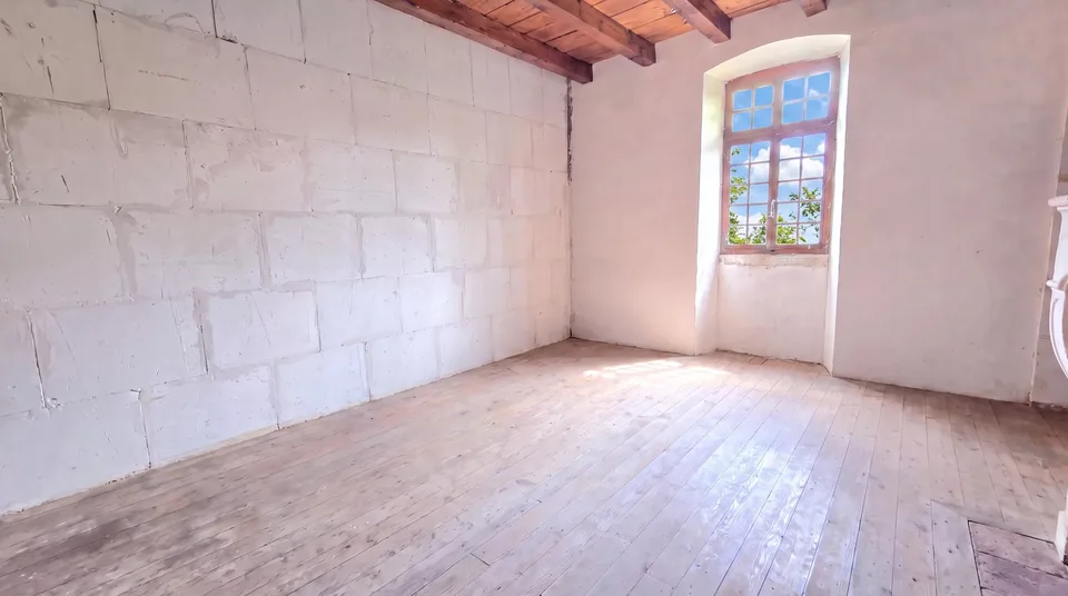 Anglefort: Casa Fortezza T9 da Ristrutturare – foto 10 di 13