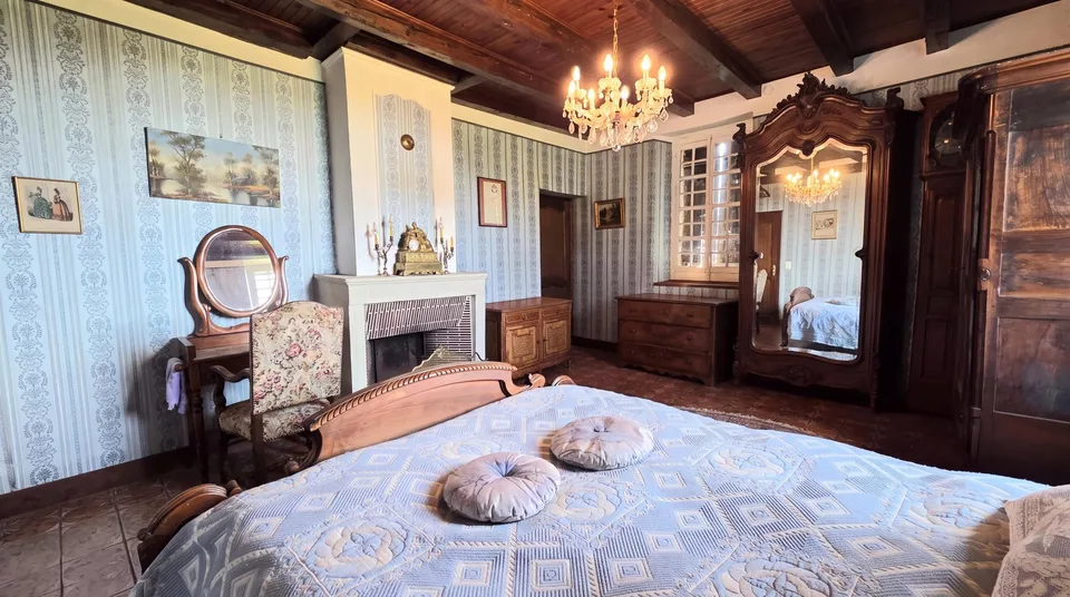 Anglefort: Casa Fortezza T9 da Ristrutturare – foto 9 di 13