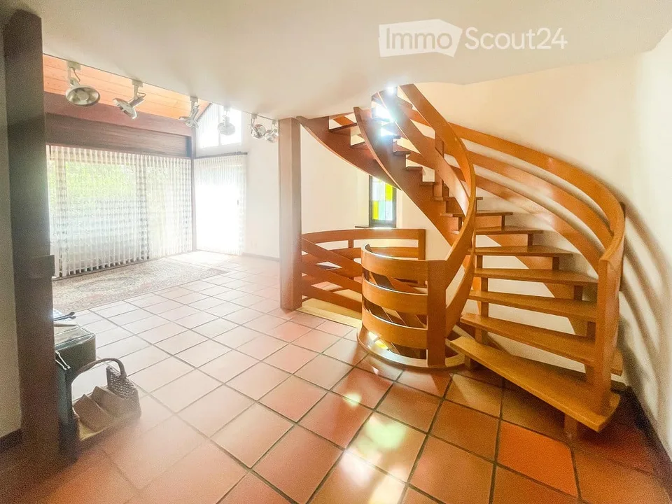 Incantevole casa unifamiliare 4.5 locali ad Arisdorf con riserva di terreno – foto 5 di 29