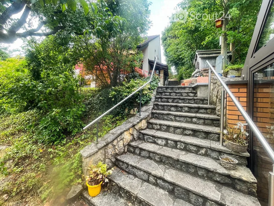 Incantevole casa unifamiliare 4.5 locali ad Arisdorf con riserva di terreno – foto 25 di 29