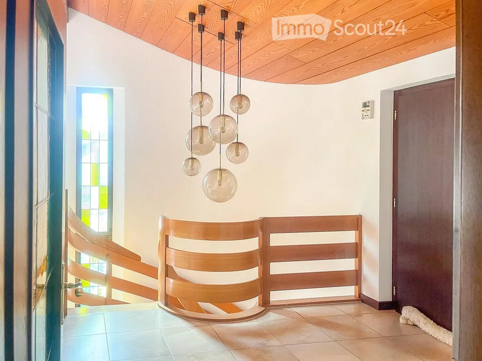 Incantevole casa unifamiliare 4.5 locali ad Arisdorf con riserva di terreno – foto 4 di 29