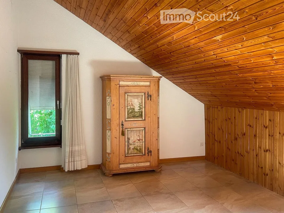 Incantevole casa unifamiliare 4.5 locali ad Arisdorf con riserva di terreno – foto 15 di 29