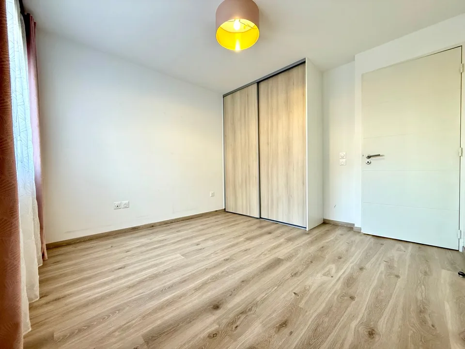 Schönes F3 in der Innenstadt von Thonon-les-Bains – Foto 8 von 10