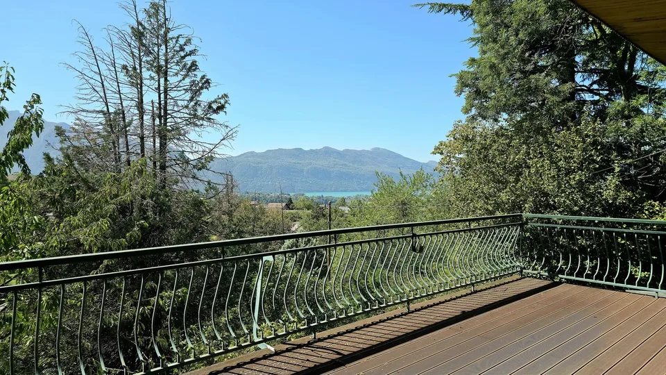 Villa modernista di tipo 7 a Mouxy – foto 12 di 13