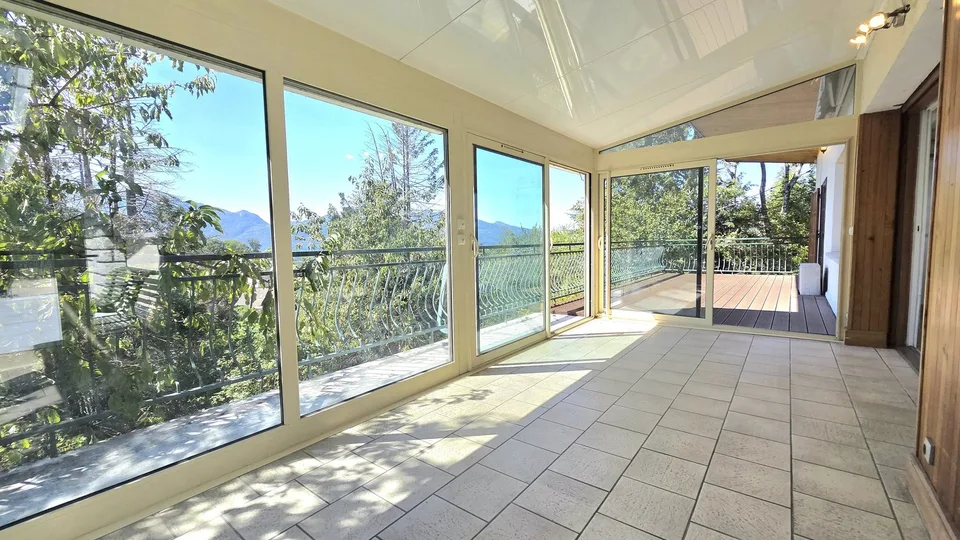 Villa modernista di tipo 7 a Mouxy – foto 6 di 13
