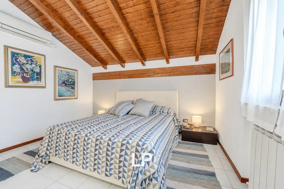 Villa im Grünen in Castelletto Sopra Ticino – Foto 9 von 13