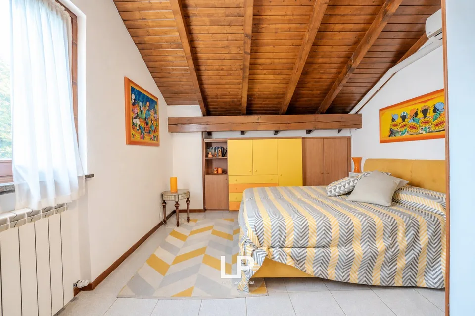 Villa im Grünen in Castelletto Sopra Ticino – Foto 11 von 13