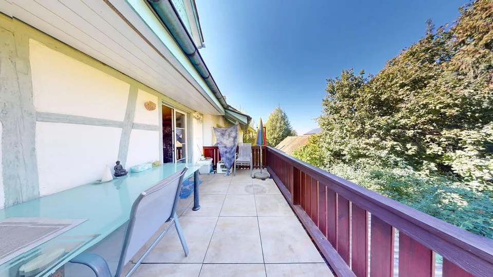 Ampia casa a due famiglie con area benessere, carport, box auto e parcheggio esterno – foto 5 di 18