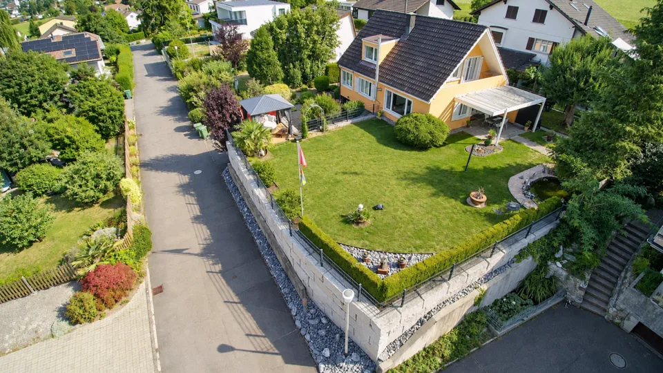 Well-maintained single-family house in Menziken – photo 2 of 22