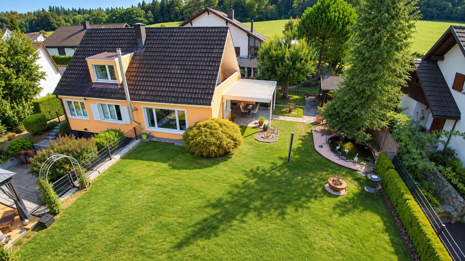 Well-maintained single-family house in Menziken – photo 3 of 22