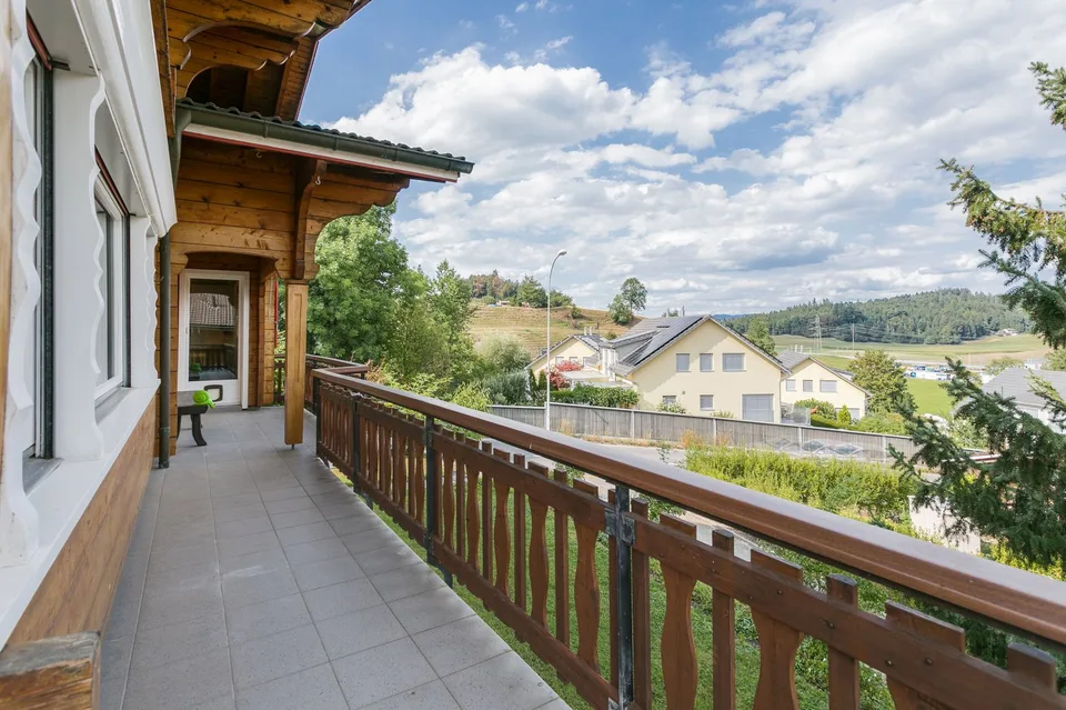 Chalet per 2 famiglie con 6,5 a 7,5 e 2,5 locali, in parte con vista sul lago – foto 4 di 30