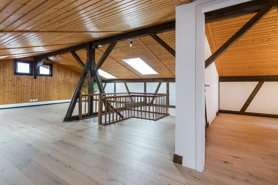 Chalet per 2 famiglie con 6,5 a 7,5 e 2,5 locali, in parte con vista sul lago – foto 28 di 30