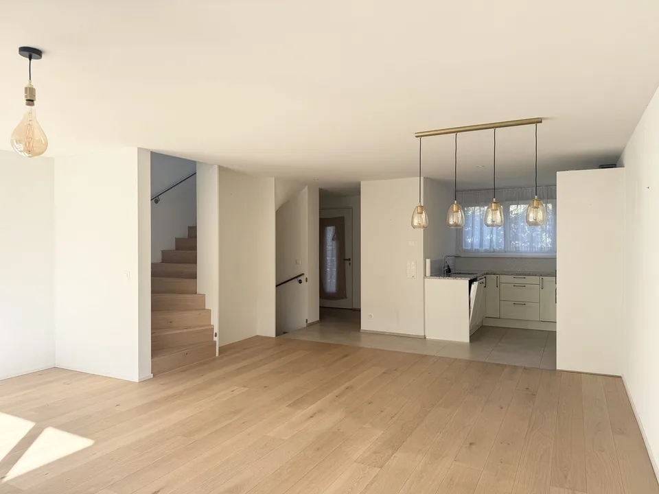 5.5 Zimmer Reihenfamilienhaus in Reinach BL – Foto 3 von 10
