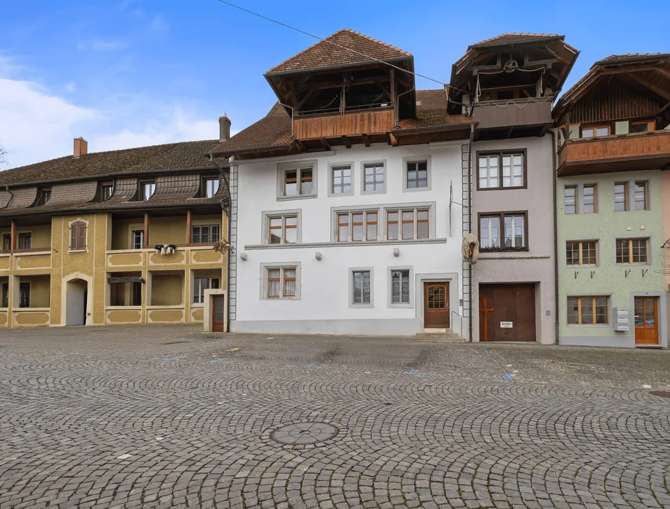 exceptionnel, charmant, spacieux: appartement loft 2.5 pièces à Büren an der Aare – photo 2 sur 15